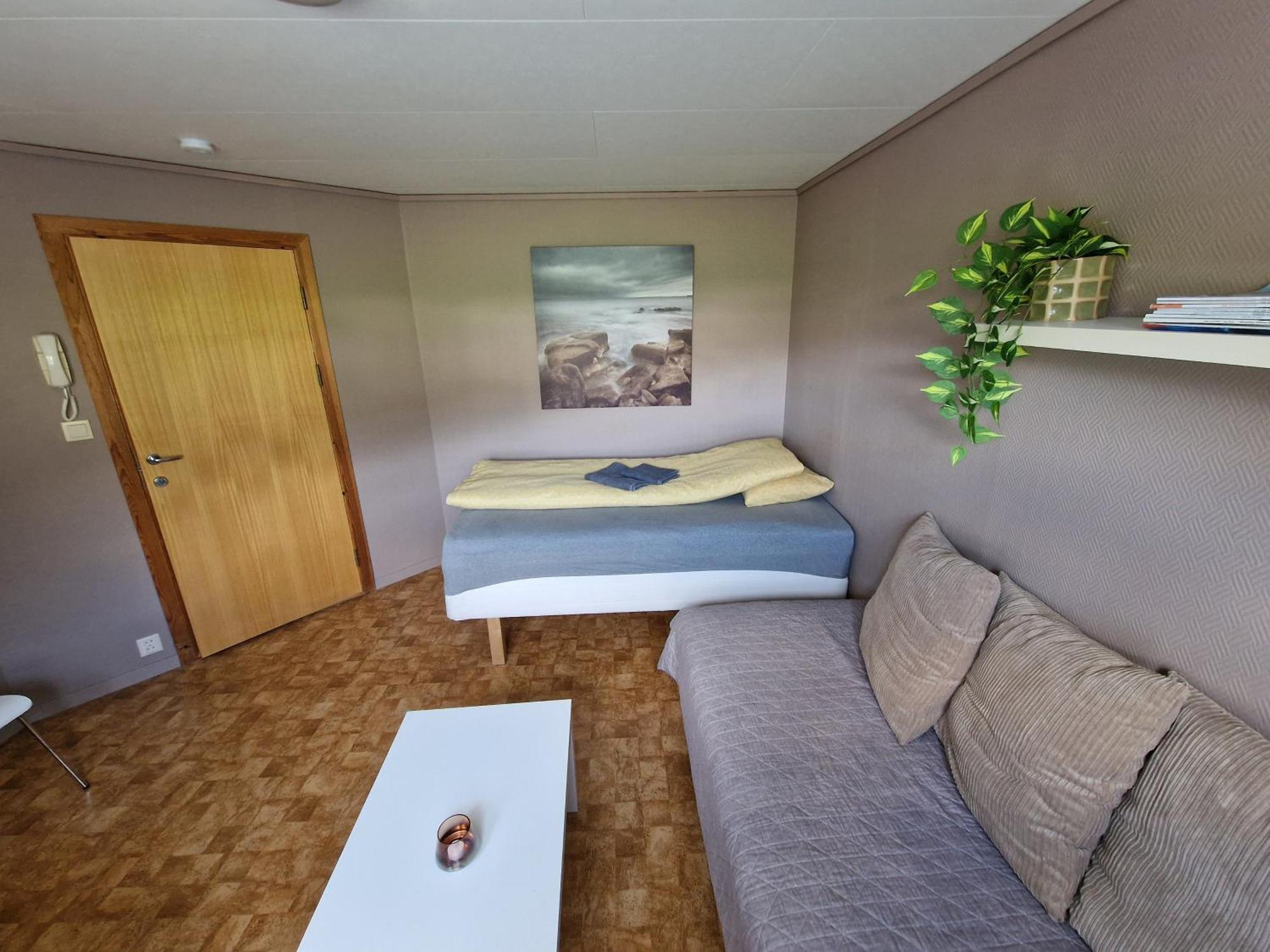 Rom Sentralt I Sogndal Hostel Bagian luar foto